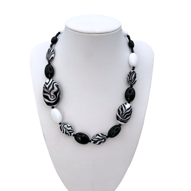 GAUGUIN - Collana moderna con perle bianche e nere